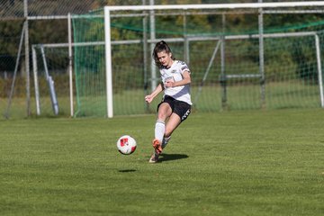 Bild 431 - F SV Henstedt Ulzburg2 - FSG Kaki-StuSie : Ergebnis: 2:2